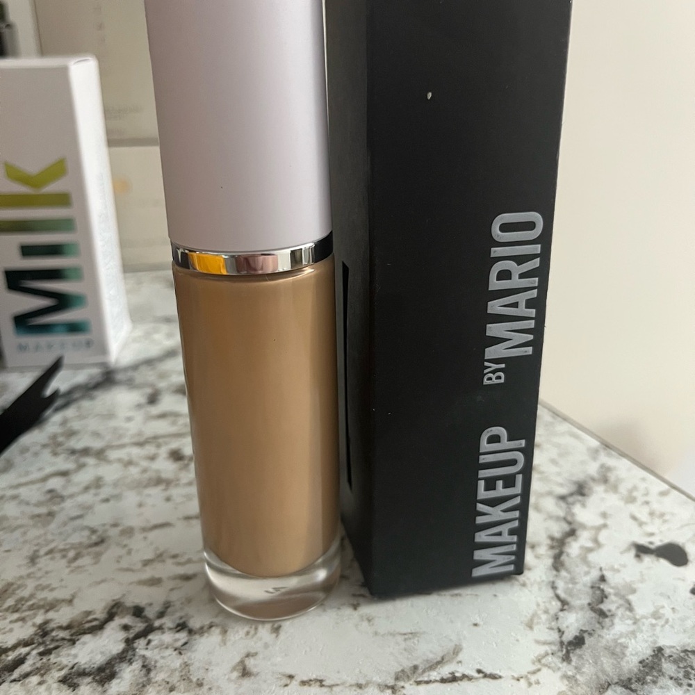 Makeup by Mario Foundation - 4C brand new!